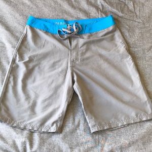 OLD NAVY swim trunks -- 32in waist